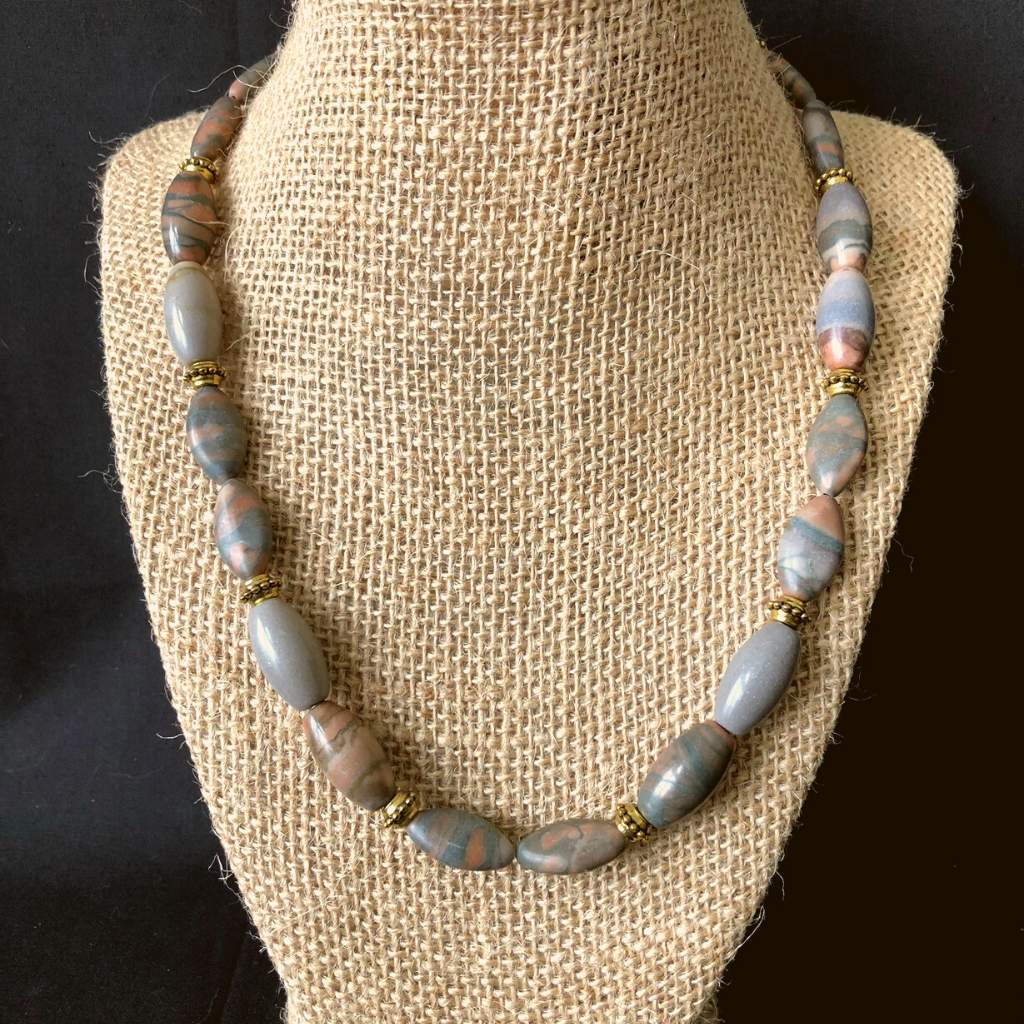 Beaded stone online necklace