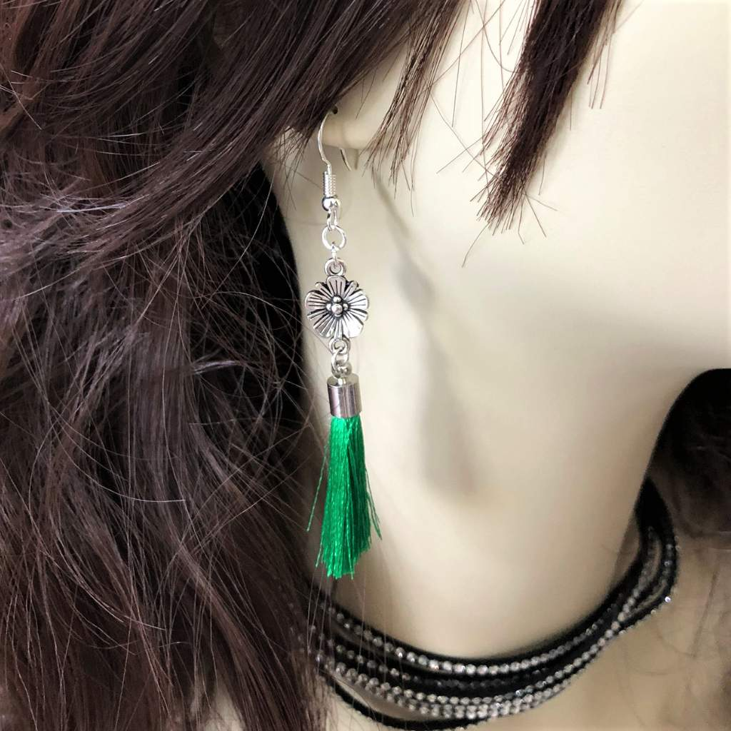 Buy Antique Silver Flower with Green Tassel Dangle Earrings JaeBee