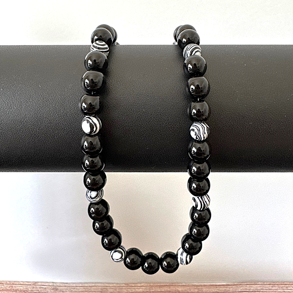 Mens Black Onyx and Black and White Agate Beaded Necklace On A Rod.