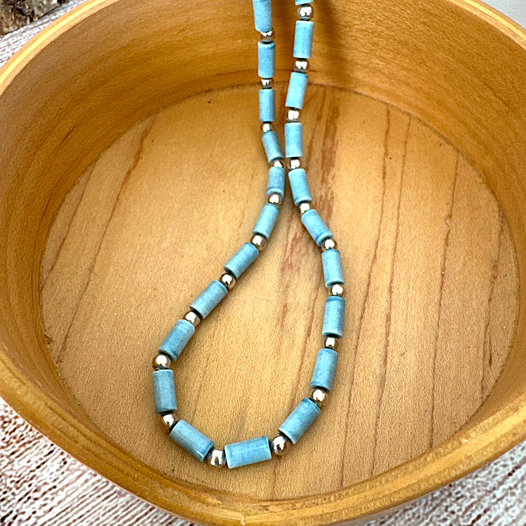 Mens Denim Blue Agate and Silver Beaded Necklace On A Wood Tray