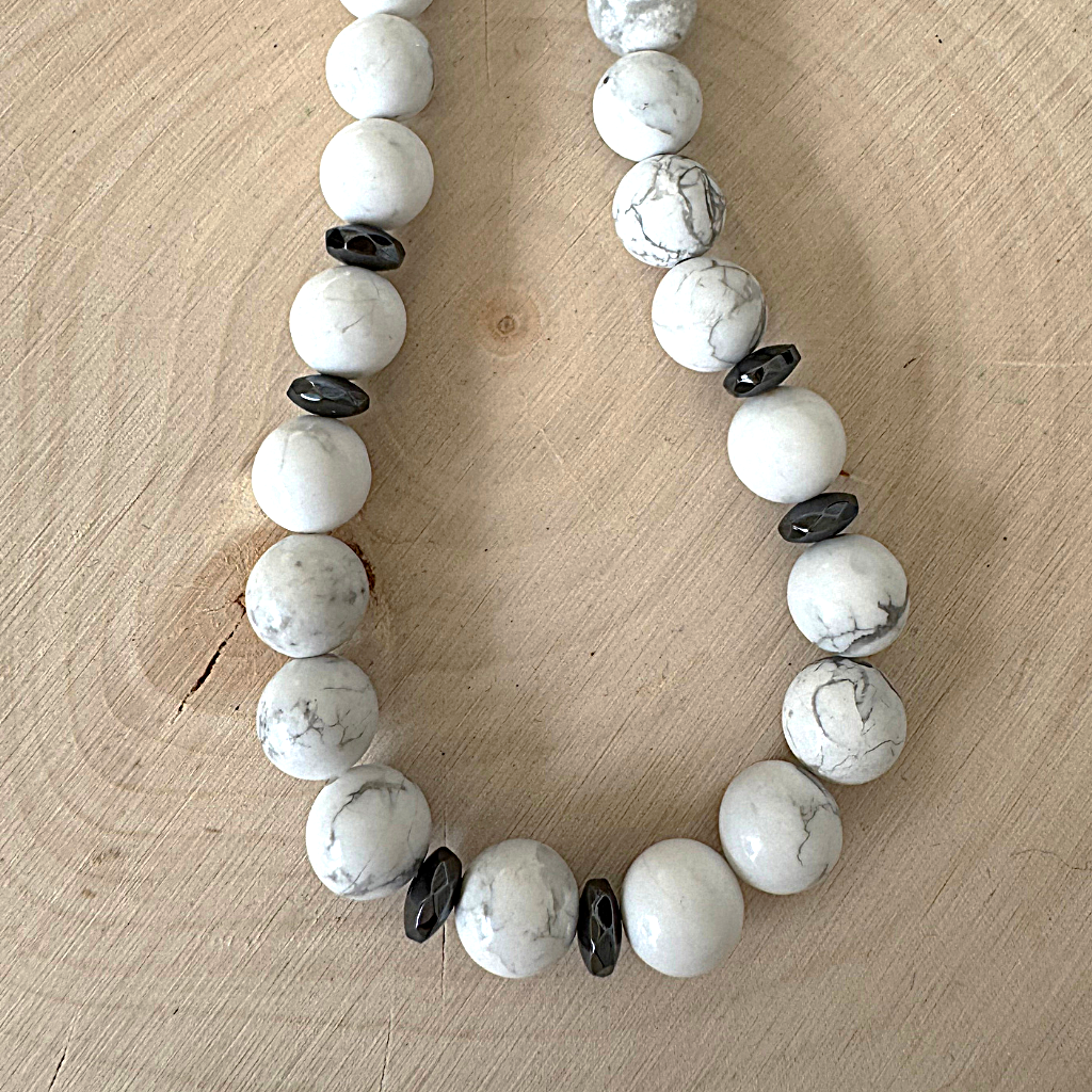Mens Howlite and Hematite 8mm Beaded Necklace