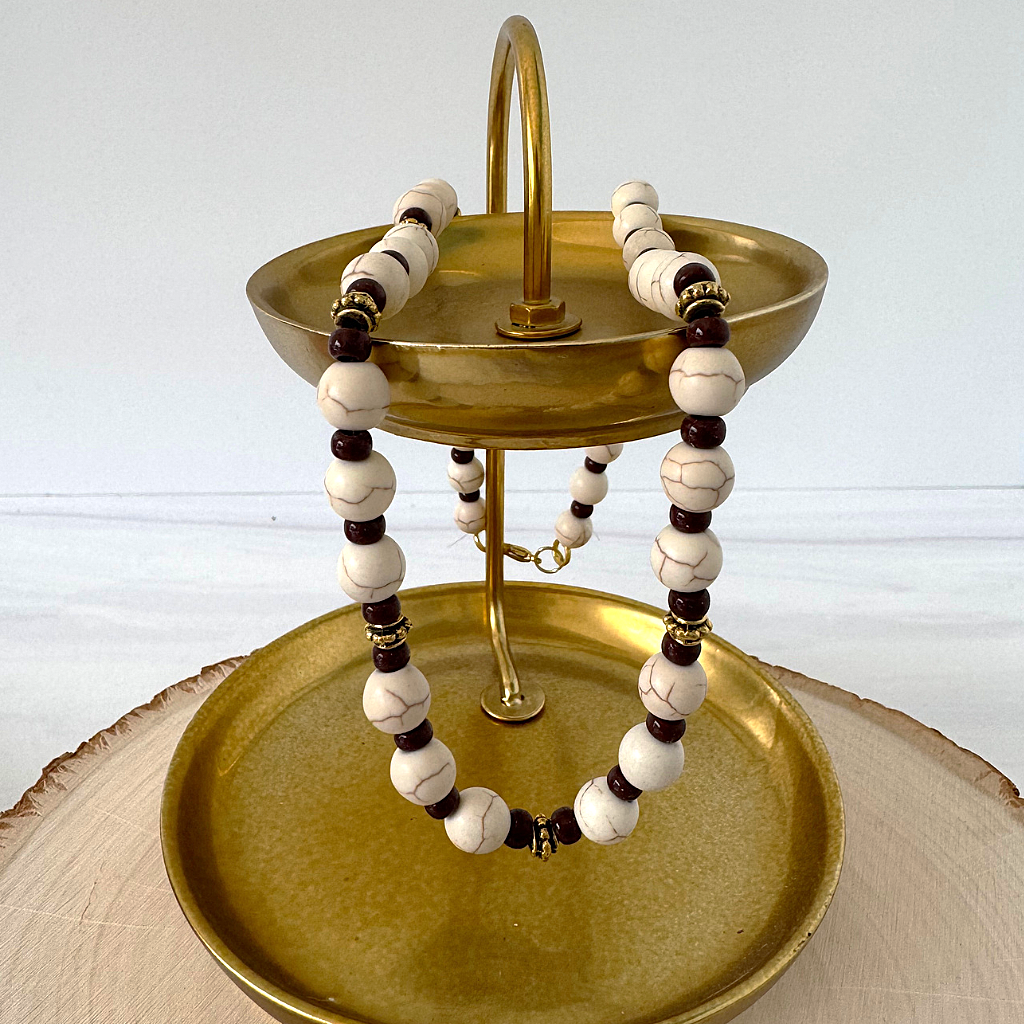 Off White Brown Streaked Agate Mens Beaded Necklace On A Gold Tray