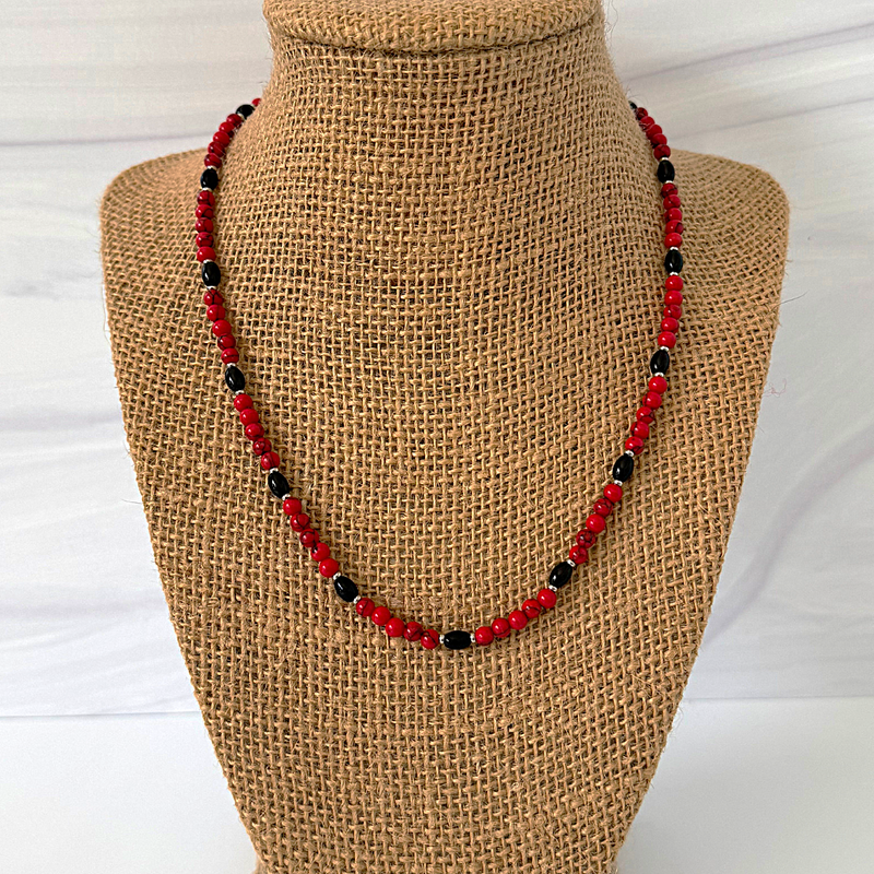 Mens Red Howlite 4mm and Black Onyx Barrel Beaded Necklace.