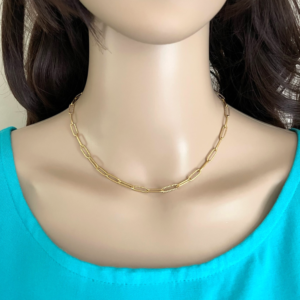 Gold Textured Paperclip Necklace