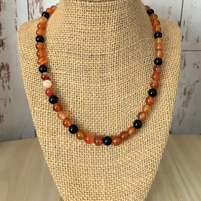 Mens Carnelian and Black Onyx Beaded Necklace