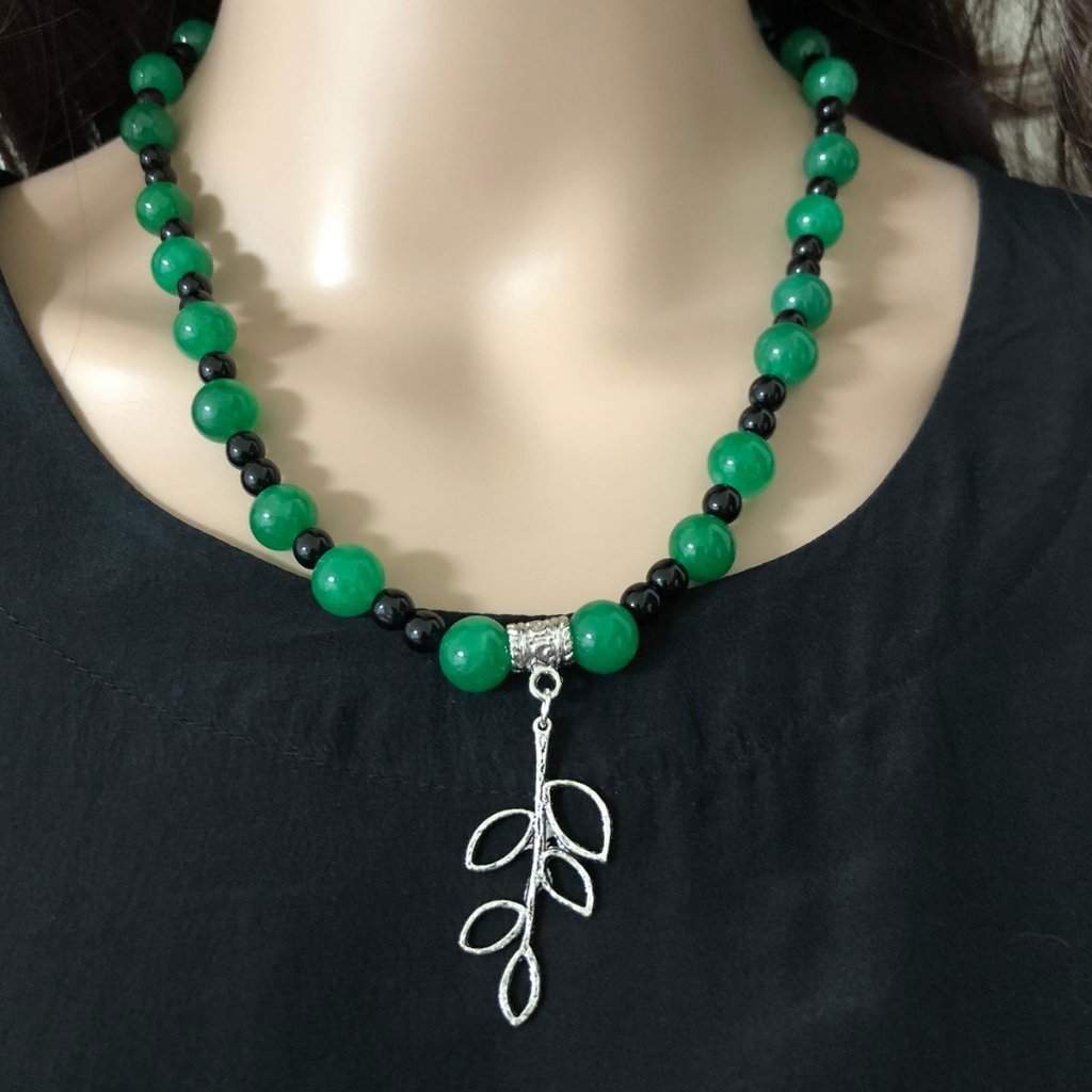 Green Agate and Black Onyx Beaded Necklace With Silver Leaf Charm-Beaded Necklaces,Black,Green