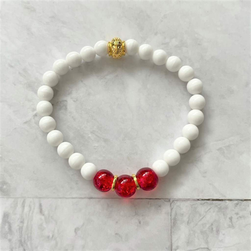 White and Red Beaded Bracelet-Beaded Bracelets,Red,Shell,Stacked,White